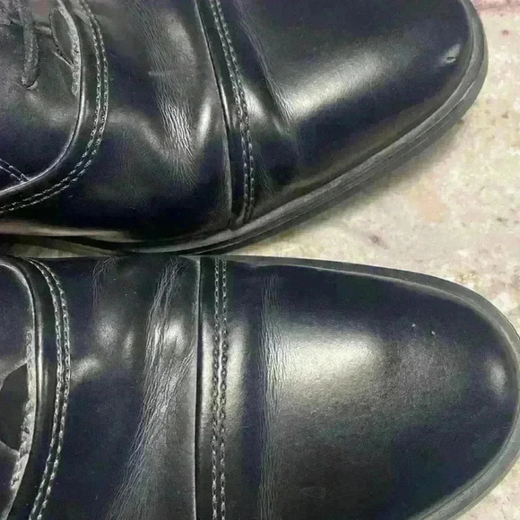 Calvin Klein Cap Toe Shoes 9 - Picture 5 of 6